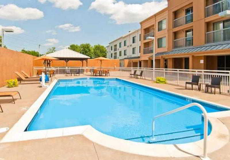 Courtyard Memphis East/Bill Morris Parkway Otel Dış mekan fotoğraf