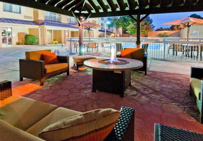 Courtyard Memphis East/Bill Morris Parkway Otel Dış mekan fotoğraf