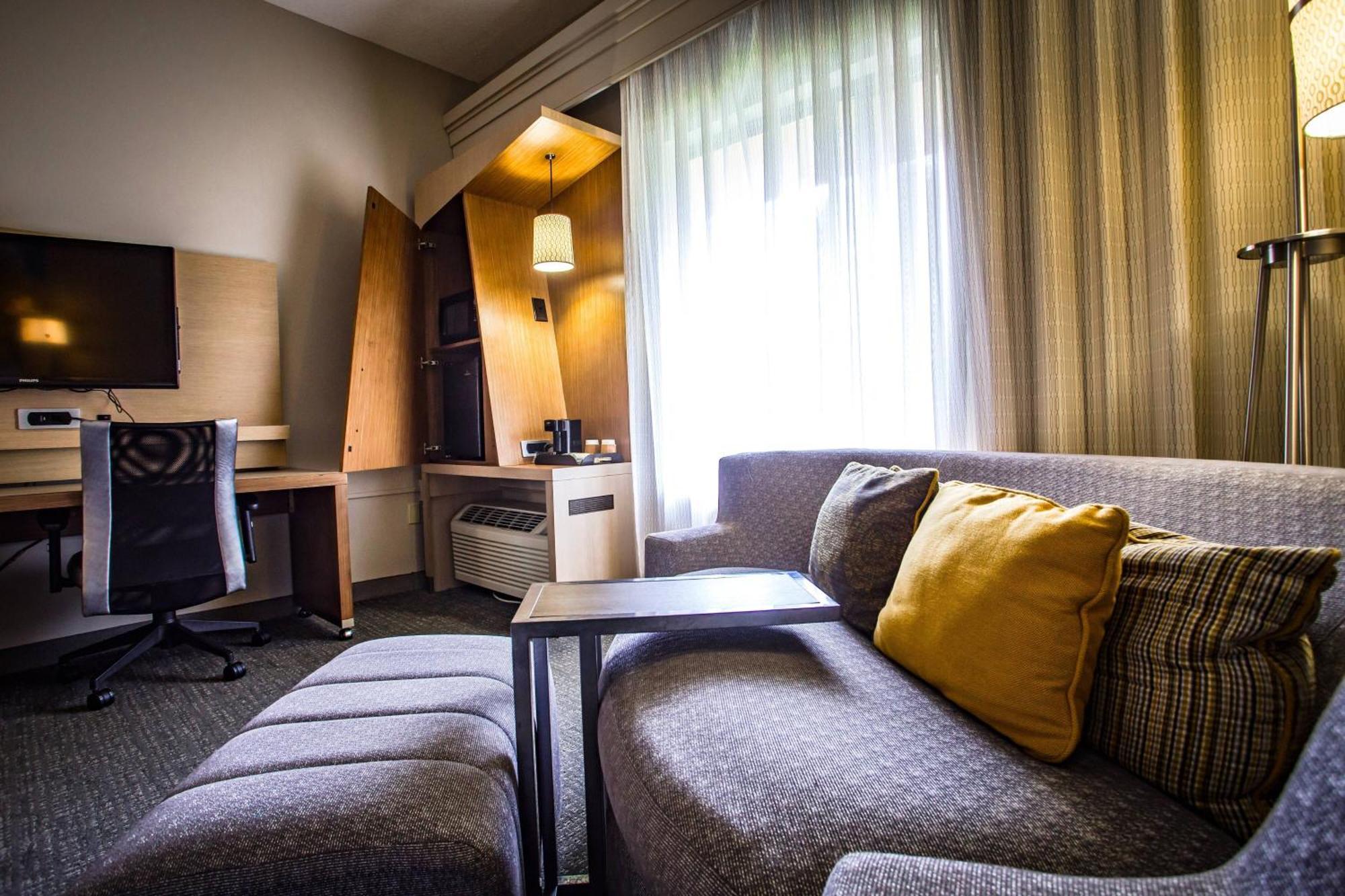 Courtyard Memphis East/Bill Morris Parkway Otel Dış mekan fotoğraf